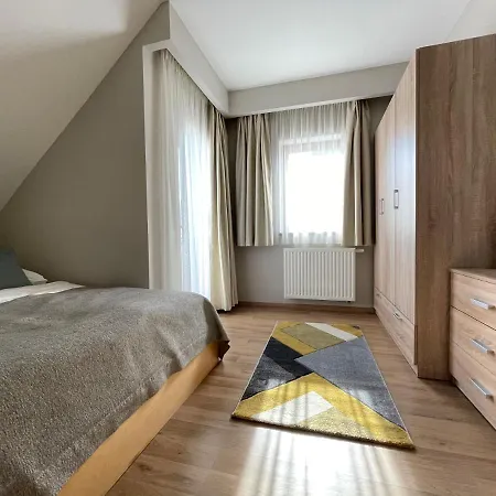 Panorama Apartmanhaz *